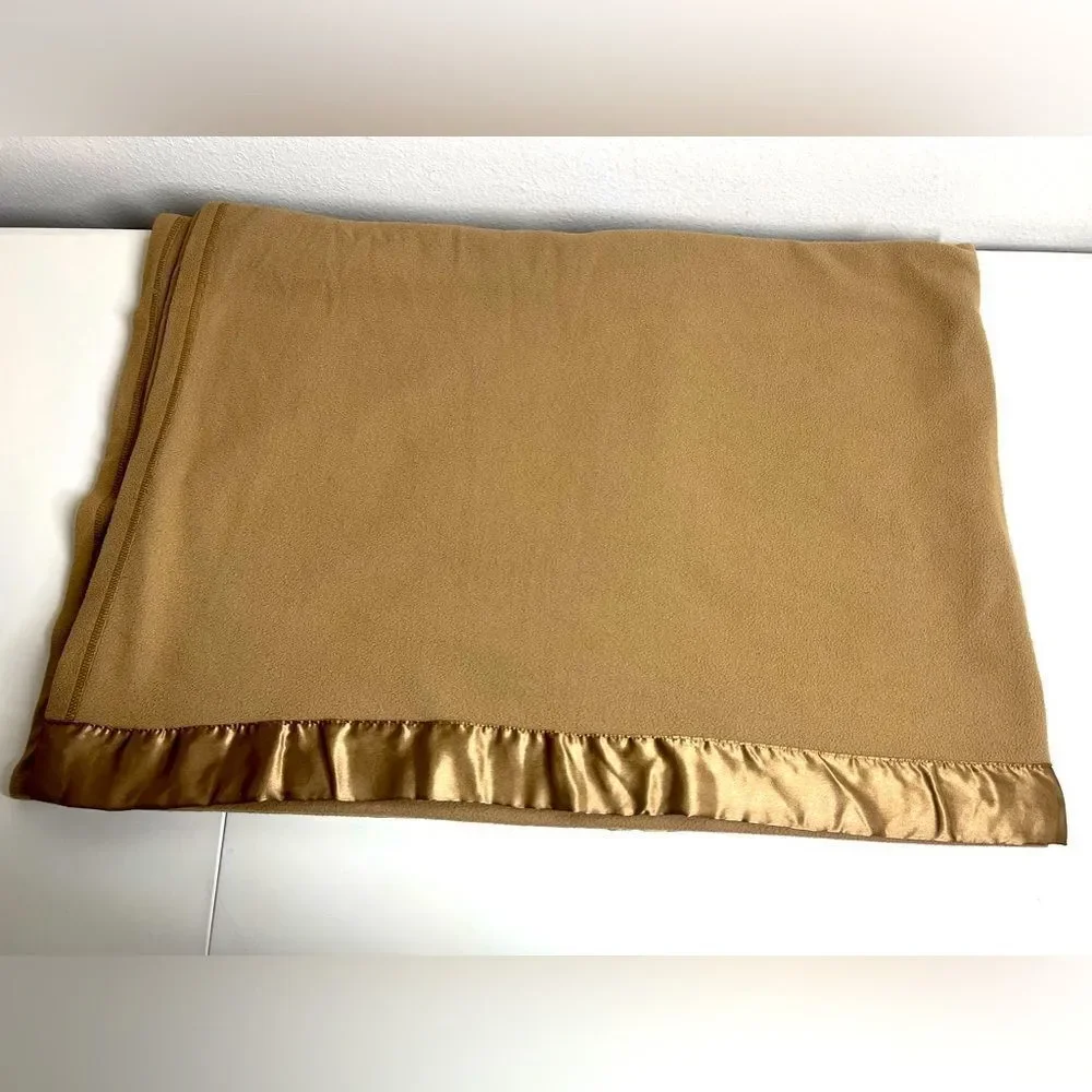 Manstays Princess Summer Weight Heirloom Blankety 64” x 90” Latte Queen Size